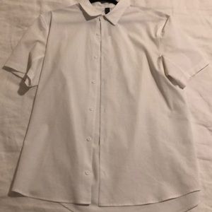 Lululemon men’s white shortsleeved large